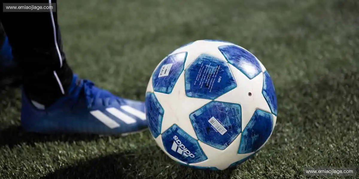 🎯冠军装备，让热爱触手可及！🏆🎁